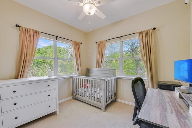 Building Photo - 15316 Oklahoma St