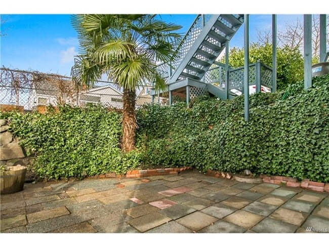 Building Photo - ar344