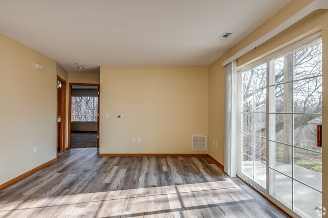 Building Photo - Modern 2-Bed/2-Bath Condo Style Apartments...