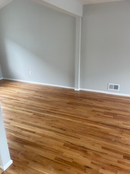 Building Photo - 22 Ovas Ct