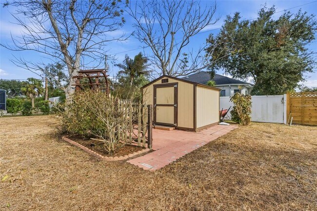 Building Photo - 7284 Sea Mist Dr