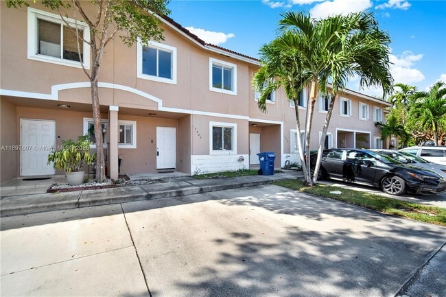 Building Photo - 17380 SW 140th Ct