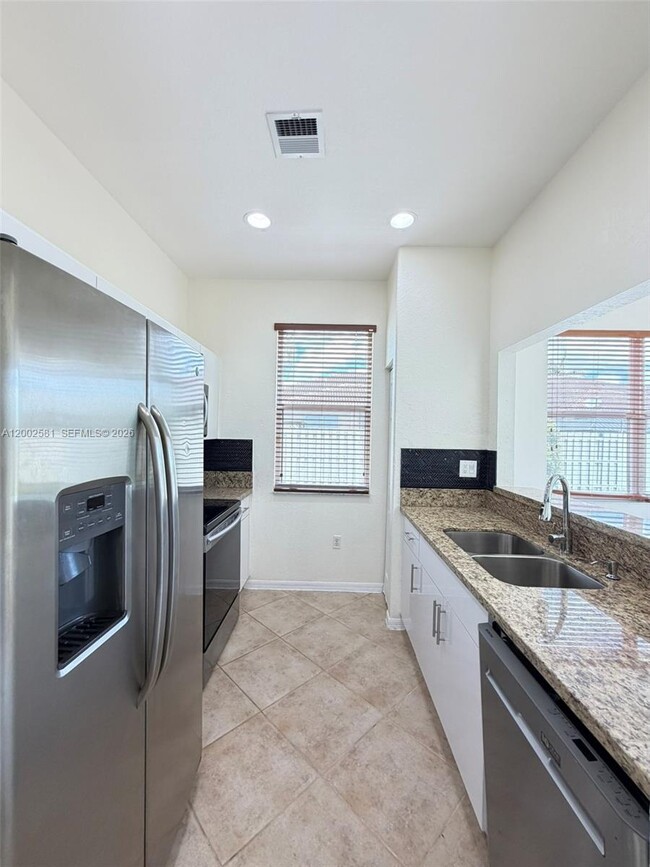 Building Photo - 23701 SW 110th Ave