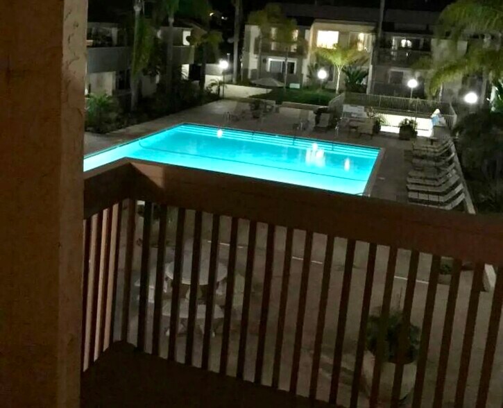 Building Photo - 3110 Via Alicante