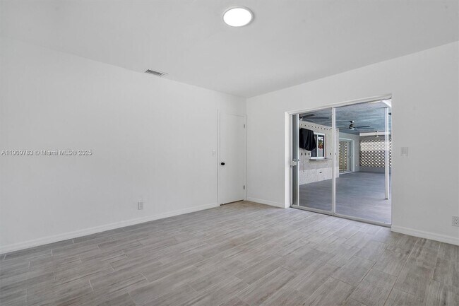 Building Photo - 4309 Jackson St