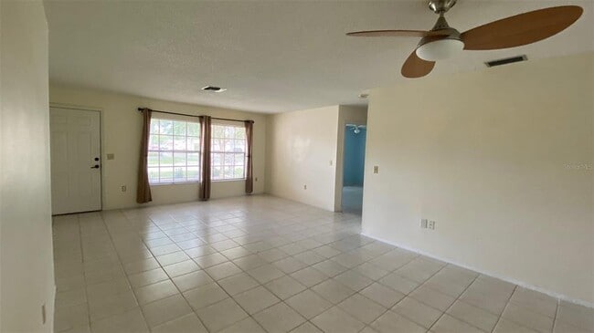 Building Photo - 7846 Royal Hart Dr
