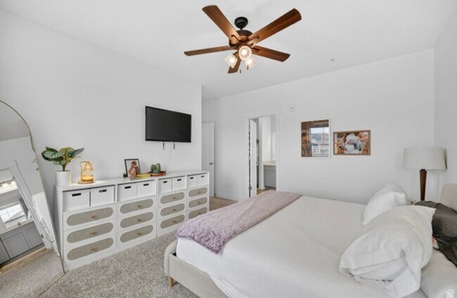 Building Photo - 1965 N 3410 W