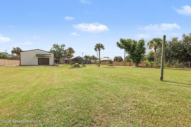 Building Photo - 3200 N Tropical Trail