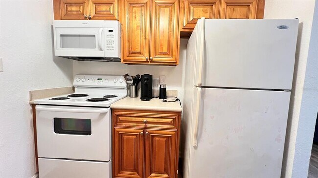 Building Photo - 13289 Arbor Pointe Cir