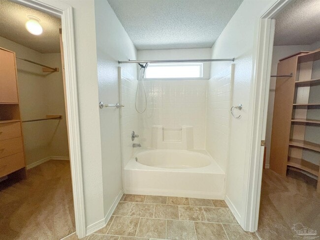 Building Photo - 1297 Middlebrook Dr