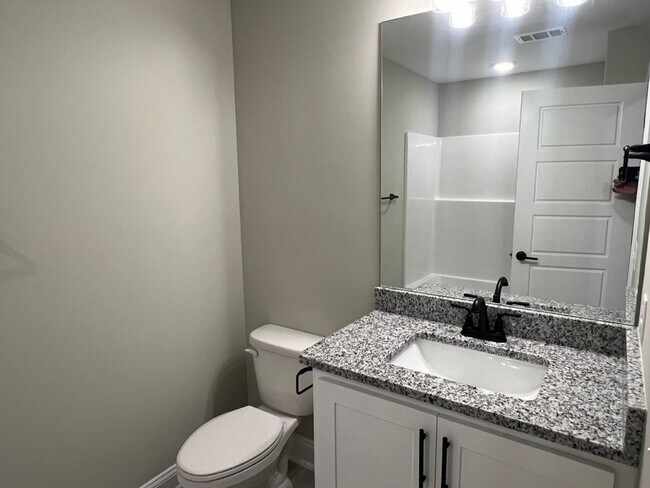 Building Photo - BRAND NEW! 3BR/2BA Duplex for Rent
