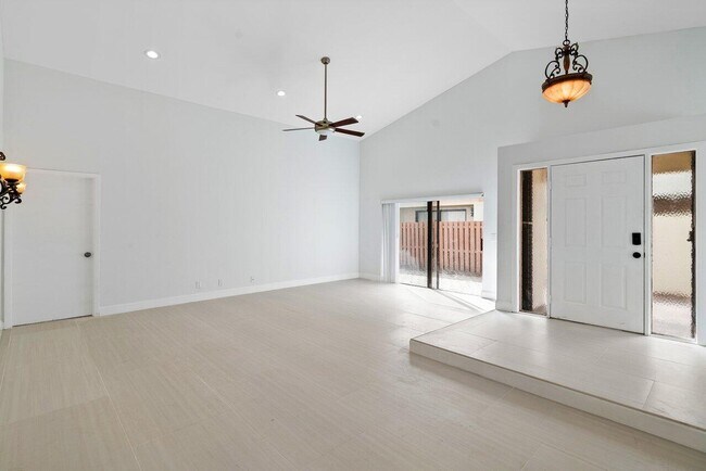 Building Photo - 21757 Contado Rd
