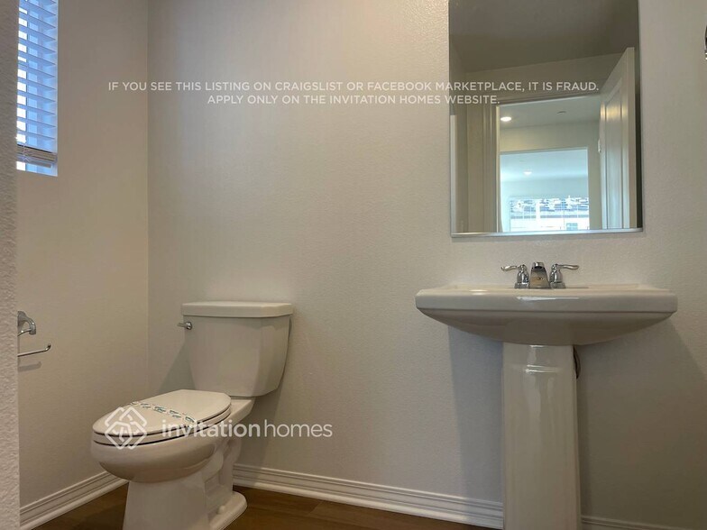 Building Photo - 2451 Gunner Ridge Way