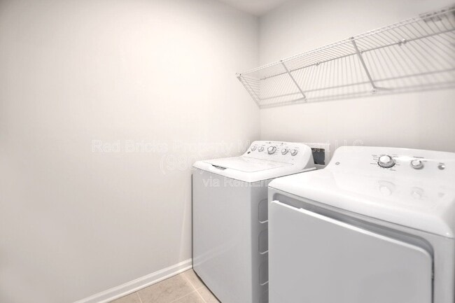 Building Photo - 1227 Southern Sugar Dr