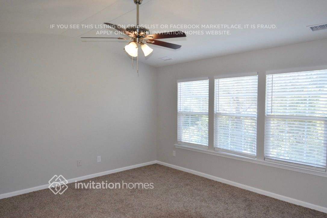 Building Photo - 3123 Old Ironside Dr
