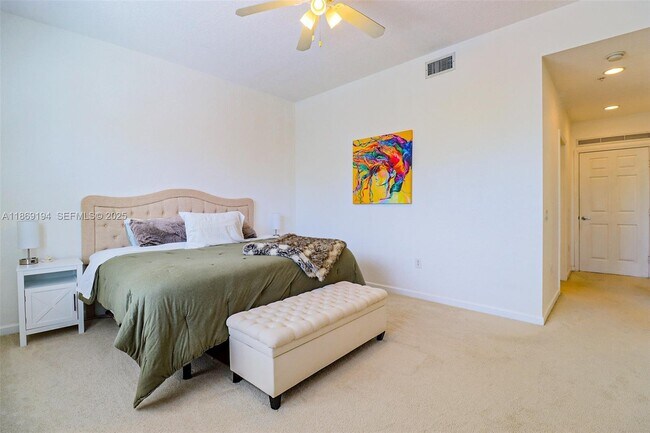 Building Photo - 1650 Presidential Way