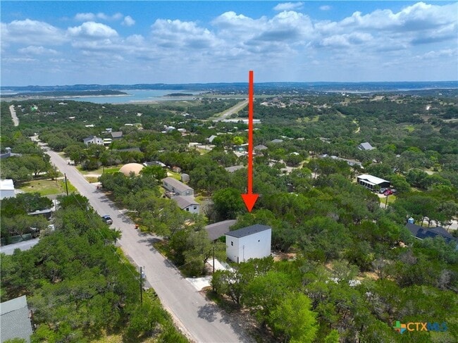 Building Photo - 1200 Willow Dr