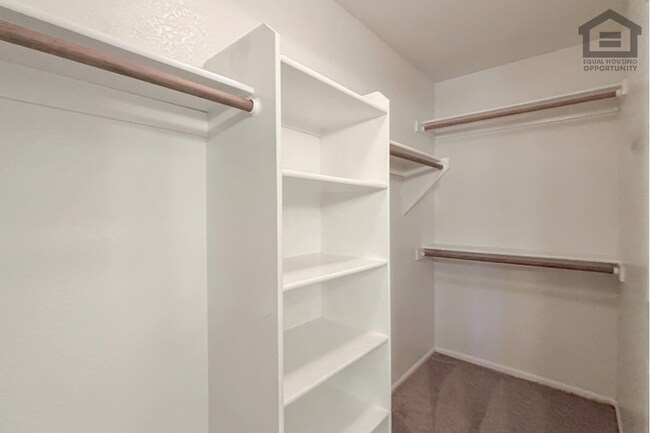 Building Photo - 3Bed/2Bath House at N 59th Ave/Union Hills! Move-In Ready on 09/24/2026! -- 3 CAR GARAGE! PRIVATE...