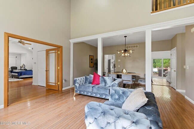 Building Photo - Spacious 3BR Jackson Colonial with Garage