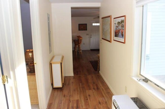 Building Photo - Long Term Rental Meredith, NH