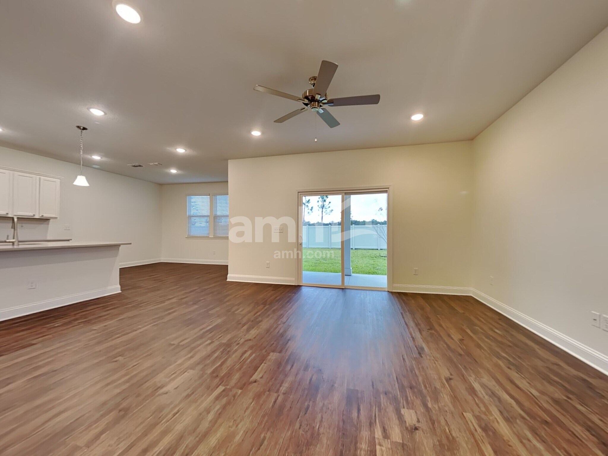 Building Photo - 389 Onate Cir