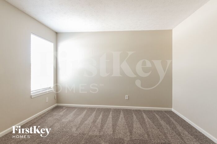 Building Photo - 8588 N Springview Dr