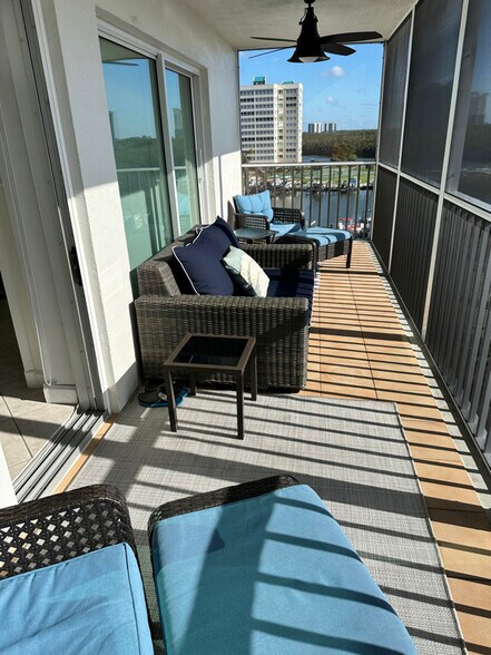 Building Photo - 1 Bluebill Ave