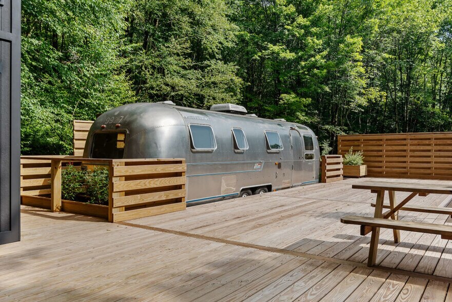 Building Photo - 157 Gobbler's Knob Rd