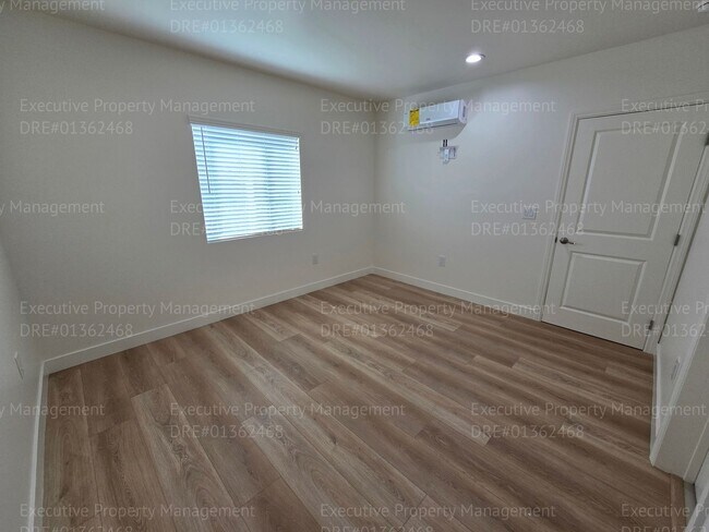 Building Photo - Newly constructed 3 bedroom/ 2 bathroom **...