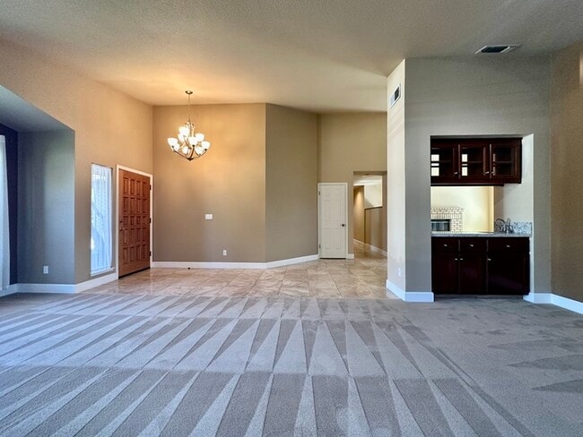 Building Photo - Beautiful 4 Bedroom Single Story For Rent in Gold River!