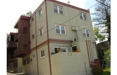 Building - 1679 W St SE
