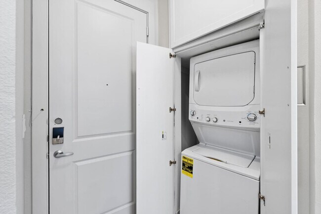 Building Photo - 2901 Indiana St