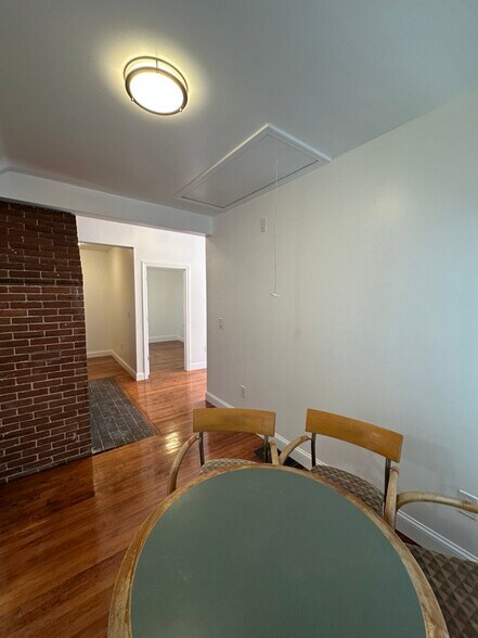 Building Photo - 80 Parker Hill Ave