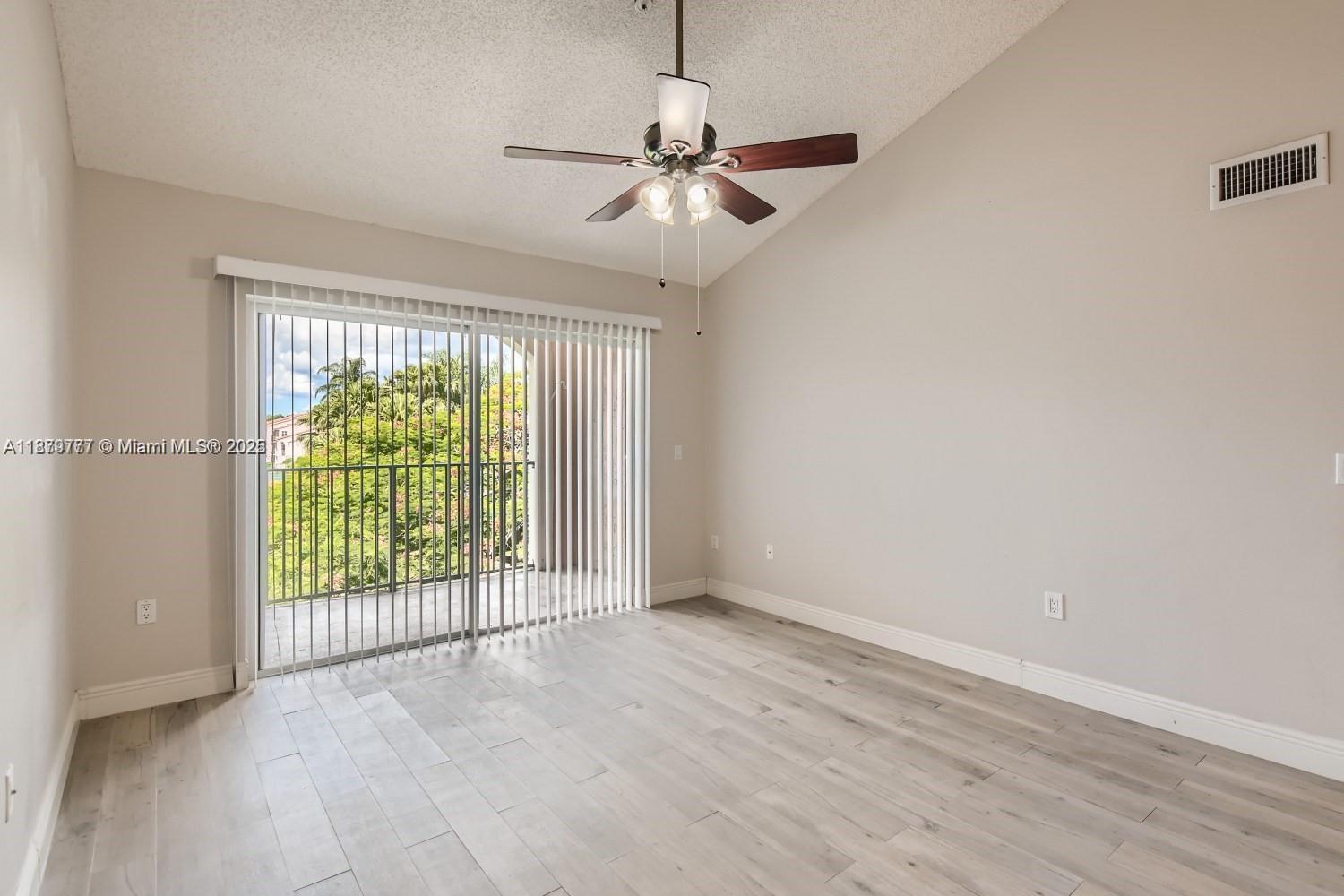 Building Photo - 12178 Saint Andrews Pl