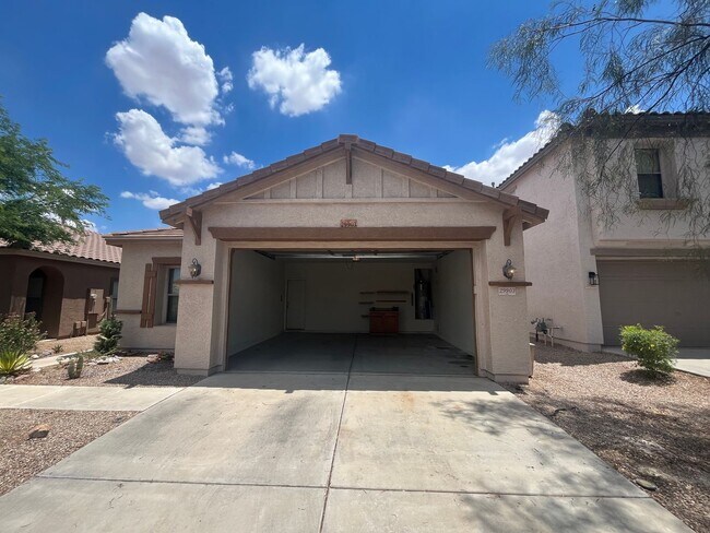 Building Photo - Spacious 3-Bedroom Home in Sought-After Jo...