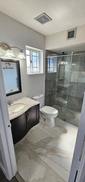 Building Photo - 17362 NW 74th Ave