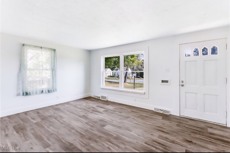 Building Photo - 804 S Belle Vista Ave