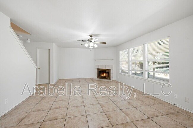 Building Photo - 832 Dimrock