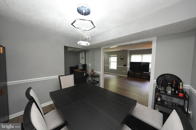Building Photo - 4120 Lancaster Cir