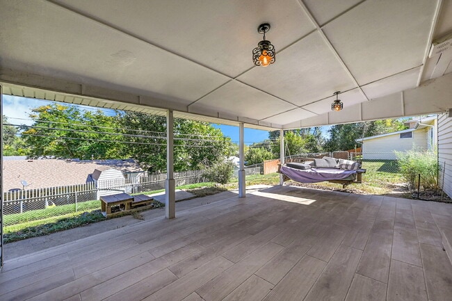 Building Photo - $1,995.00 - 3 Bedrooms, 2 Bathrooms, Single Family Home in Colorado Springs with Fenced Yard!