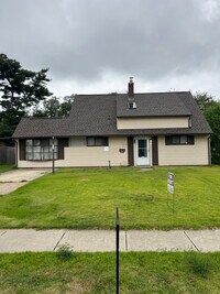 Building Photo - 305 Northpark Dr
