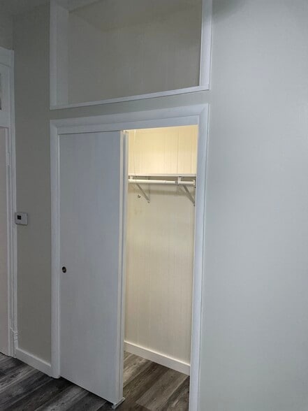 Coat Closet - 1418 N 3rd St