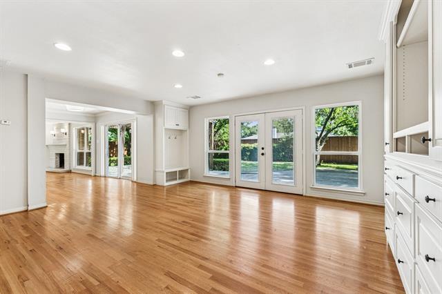 Building Photo - 5834 Melshire Dr
