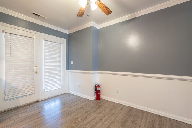 Building Photo - 5518 Gates Landing Rd