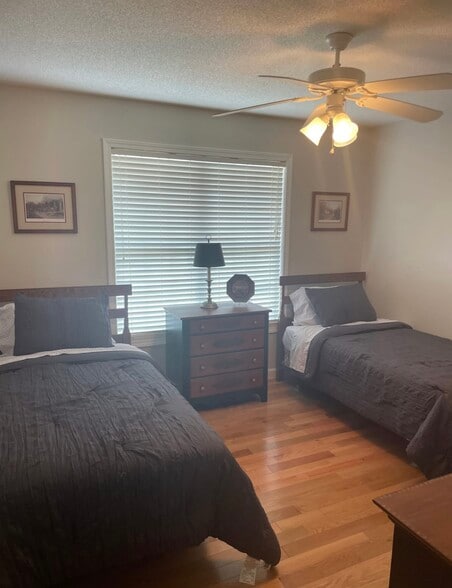 Bedroom #2 - 279 N Oak Ave