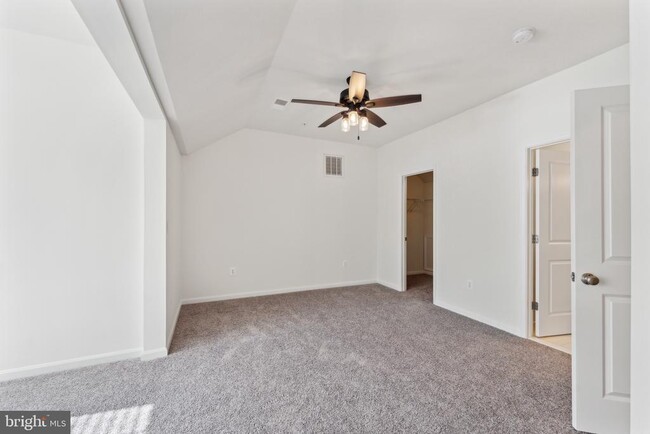 Building Photo - 381 Buckeye Cir