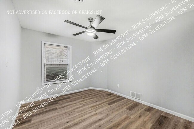 Building Photo - 2839 W Avon Rd