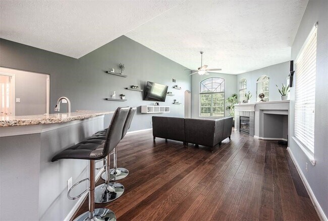 Building Photo - 3403 E Cedar Hollow Dr