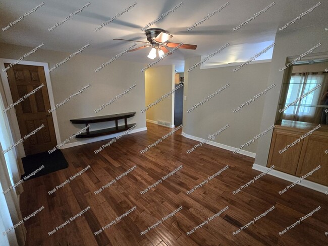 Building Photo - Three Bedroom Ranch w/ Finished Basement