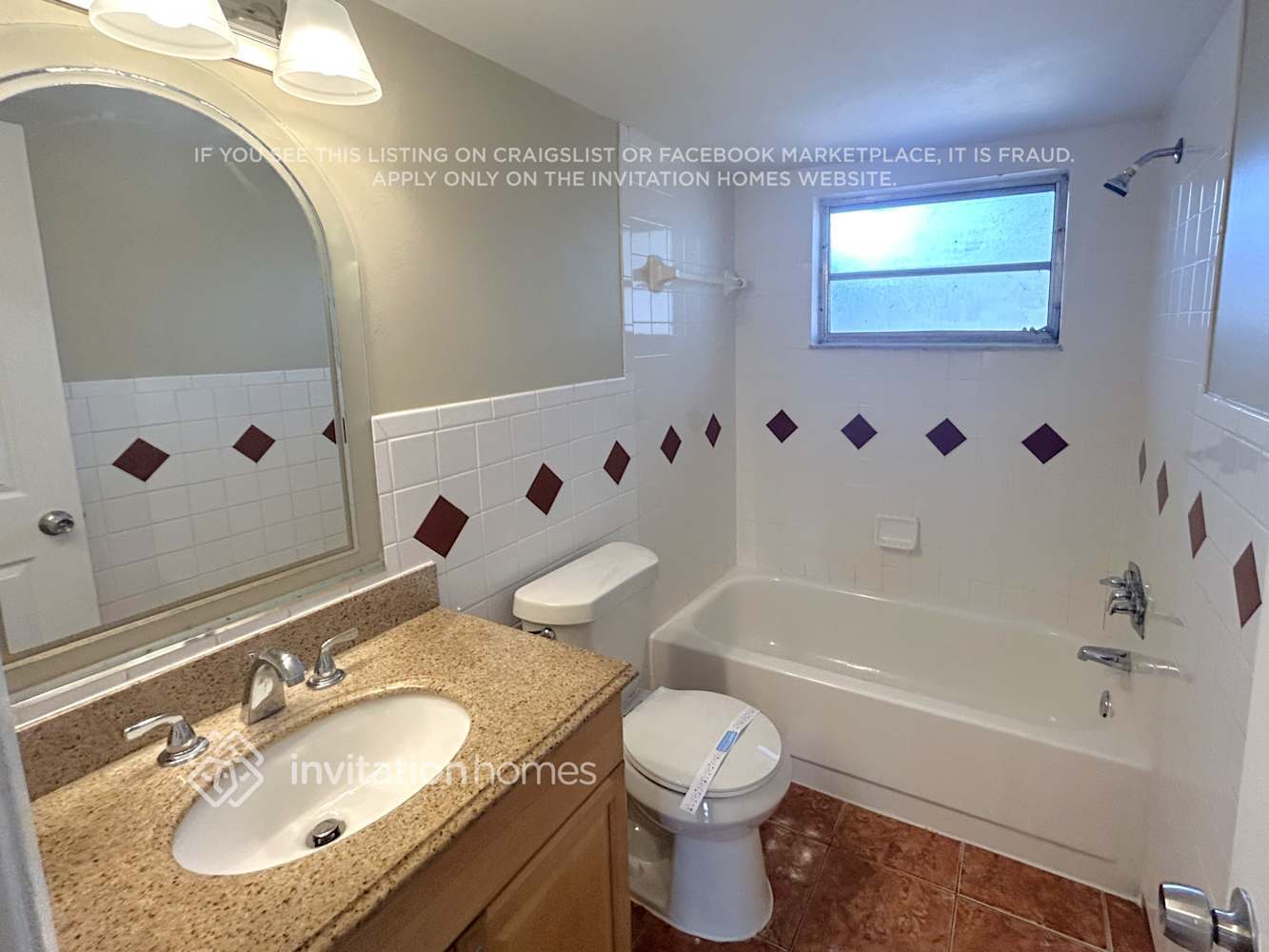 Building Photo - 814 Centerwood Ct